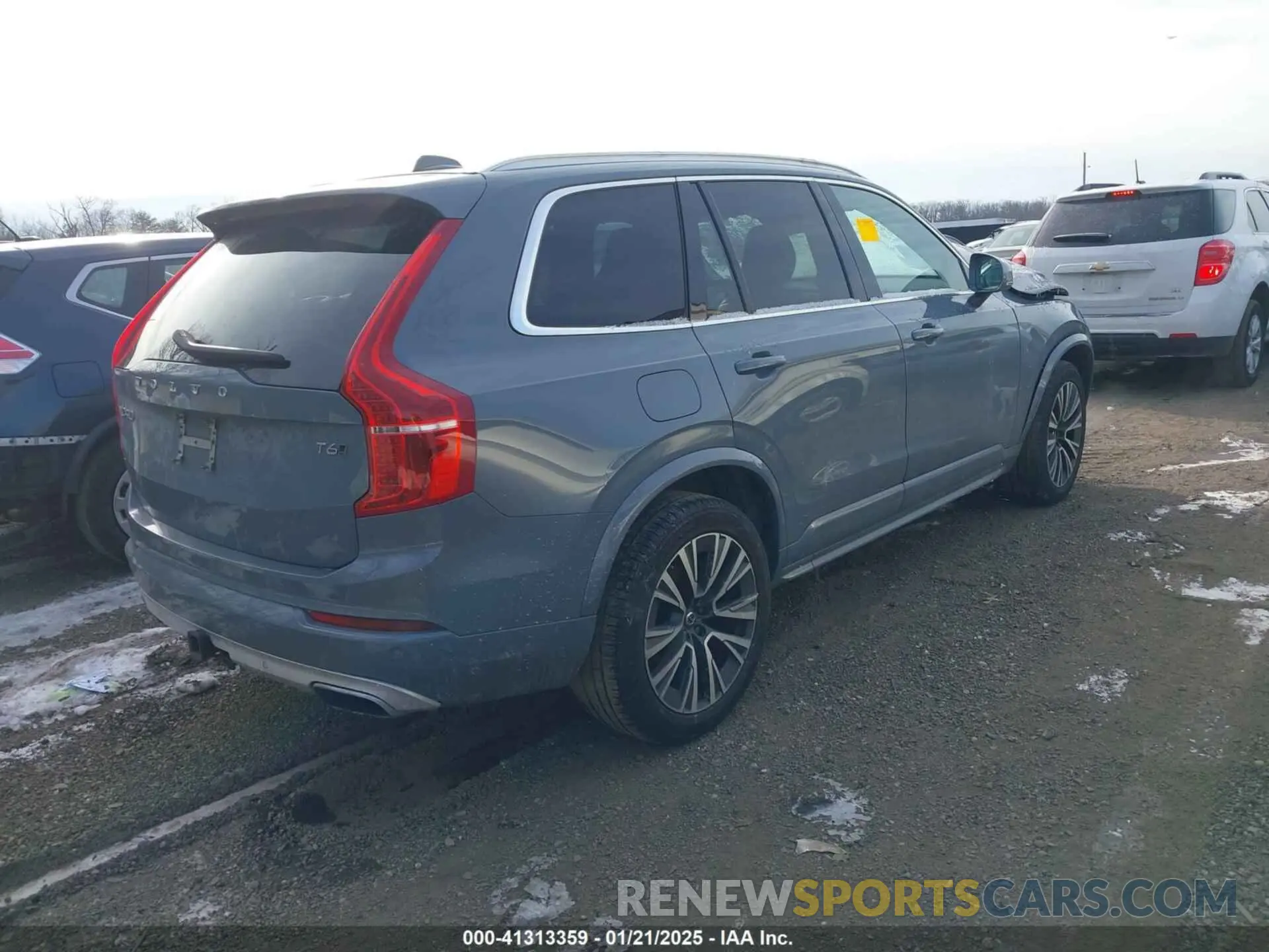 4 fotografías del automóvil dañado YV4A221K0L1562969 VOLVO XC90 2020