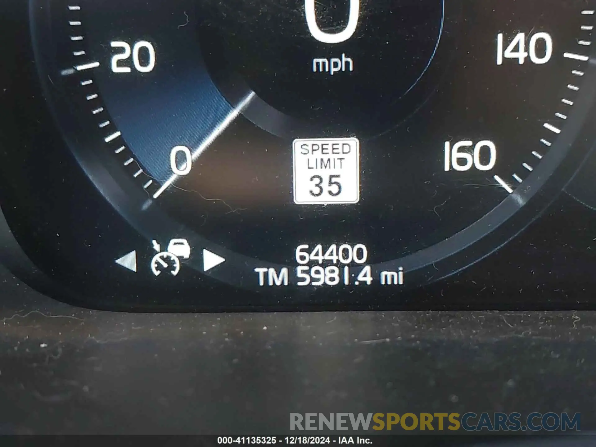 16 fotografías del automóvil dañado YV4A221K1L1613623 VOLVO XC90 2020