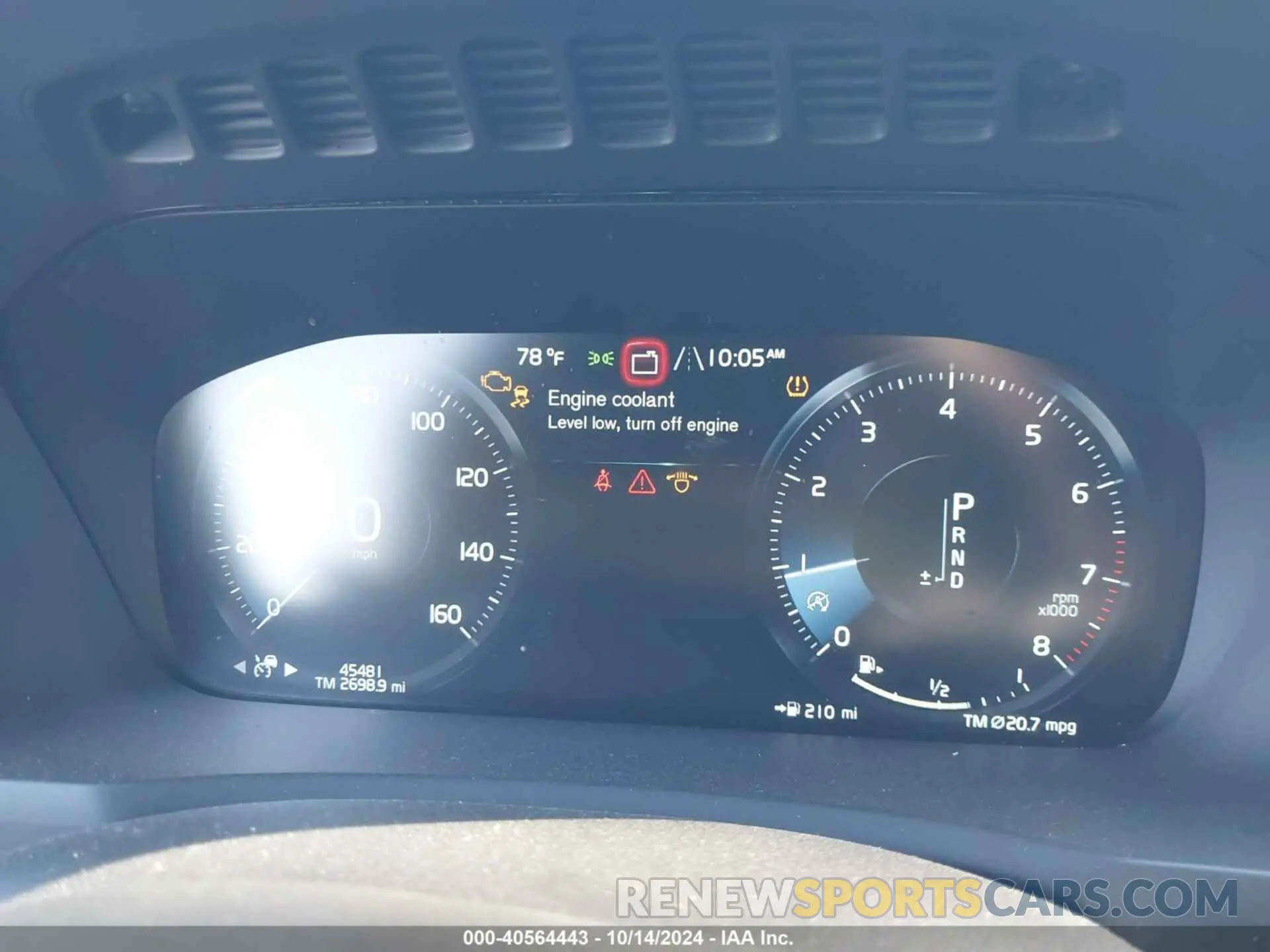 7 fotografías del automóvil dañado YV4A221K8L1604143 VOLVO XC90 2020