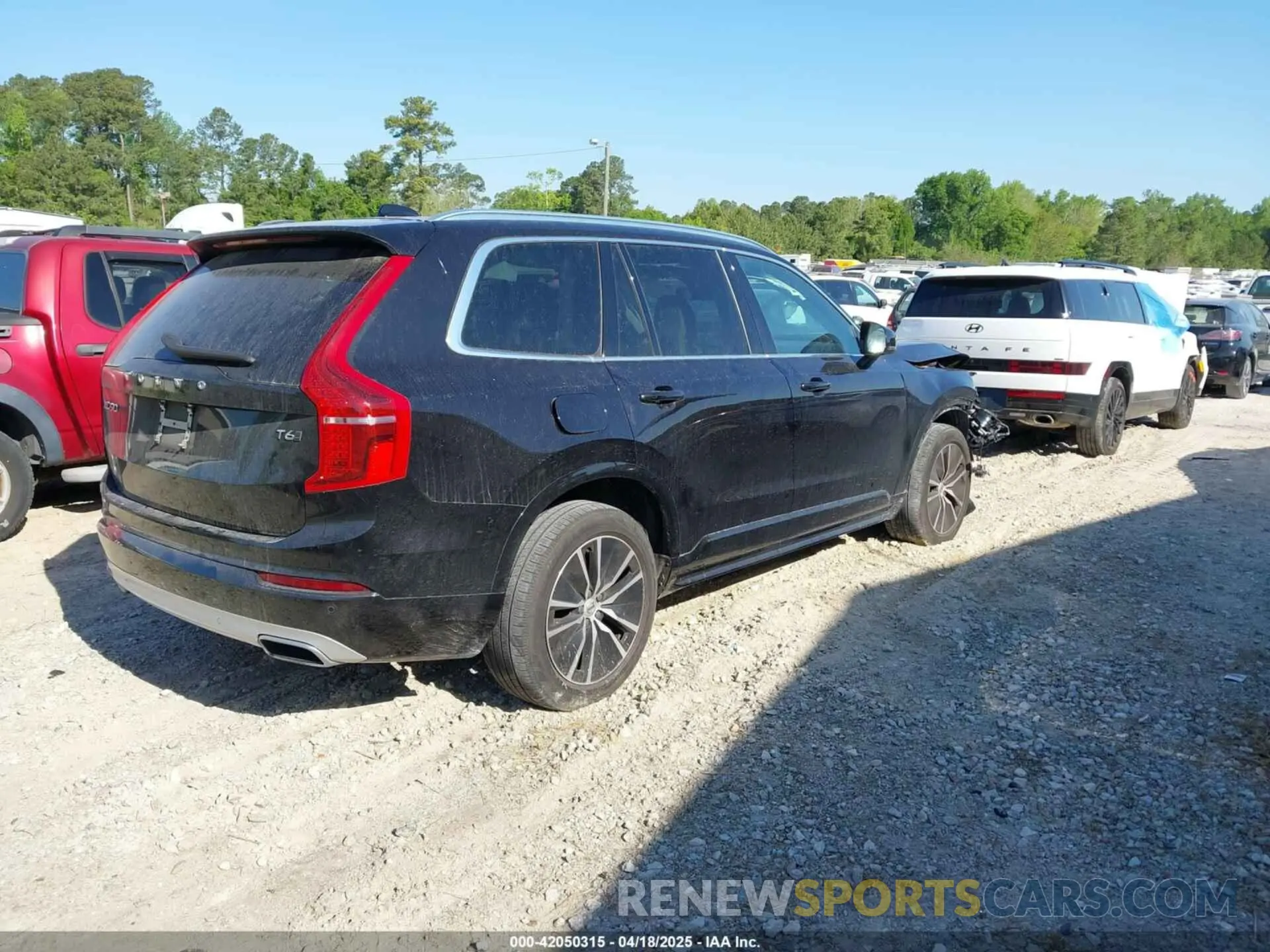 4 fotografías del automóvil dañado YV4A221K9L1552490 VOLVO XC90 2020