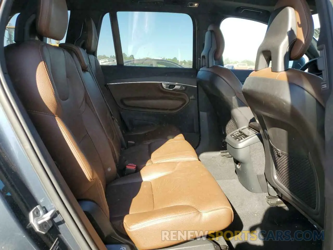 11 fotografías del automóvil dañado YV4A22PK2L1534002 VOLVO XC90 2020