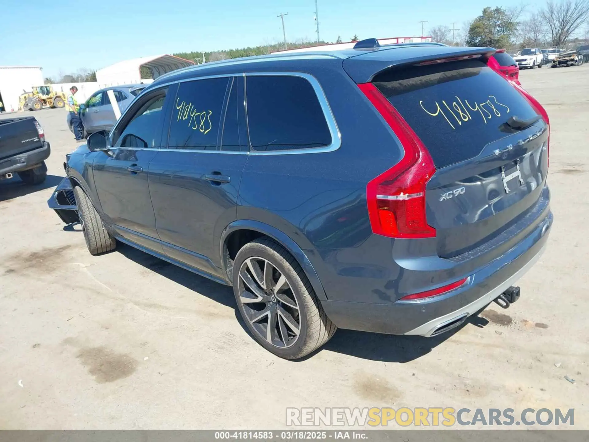 3 fotografías del automóvil dañado YV4A22PK3L1535353 VOLVO XC90 2020