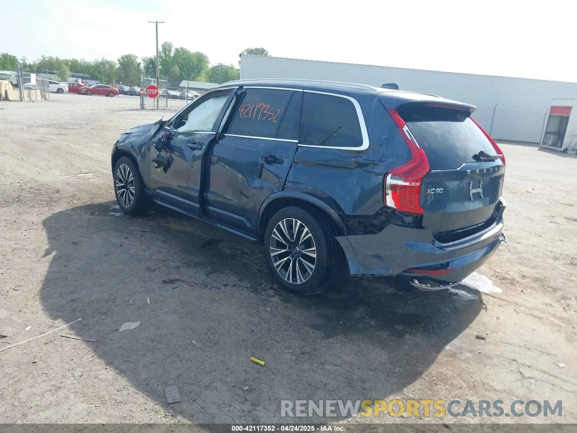 3 fotografías del automóvil dañado YV4A22PK3L1537541 VOLVO XC90 2020