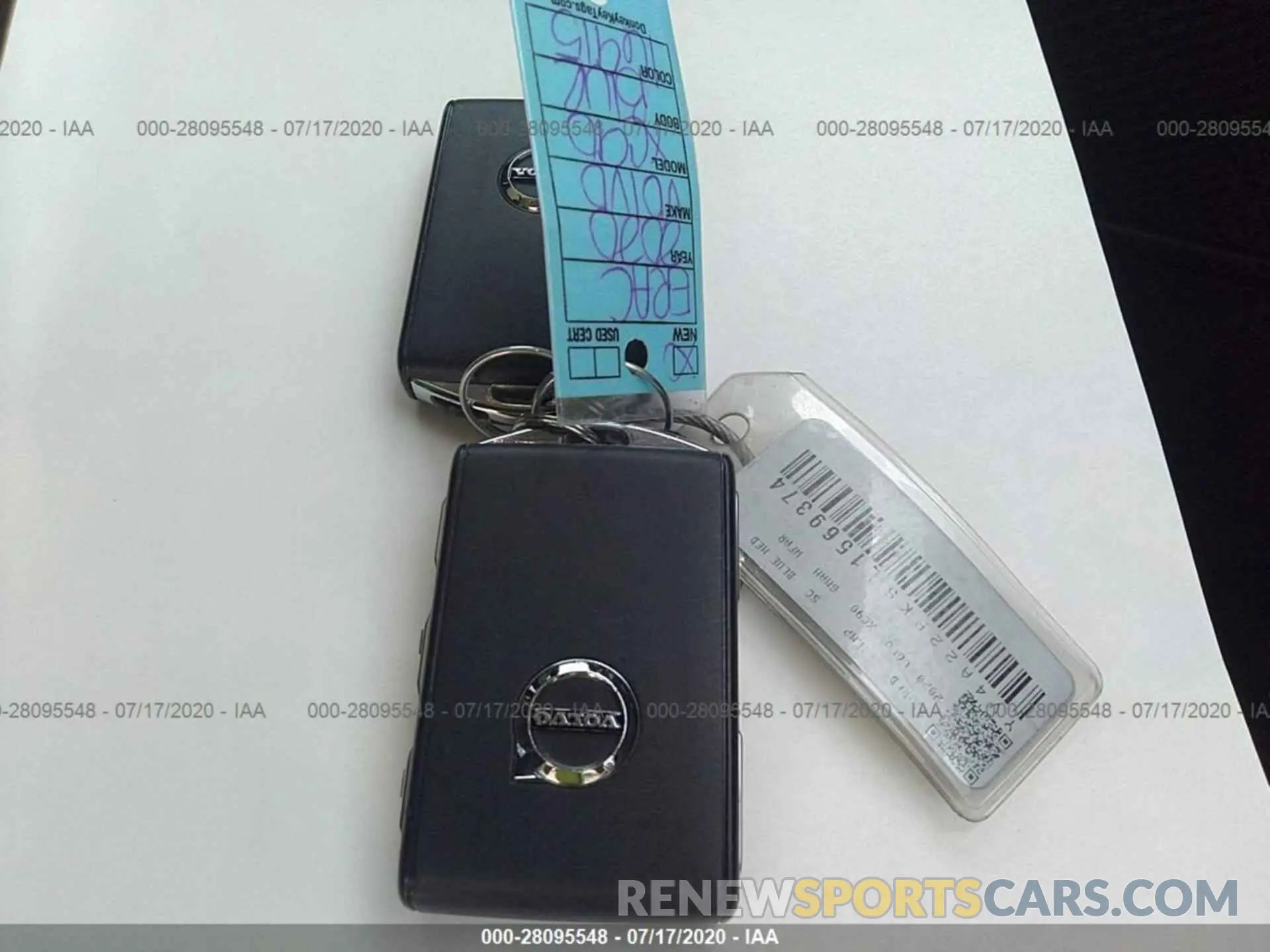 11 fotografías del automóvil dañado YV4A22PK5L1569374 VOLVO XC90 2020
