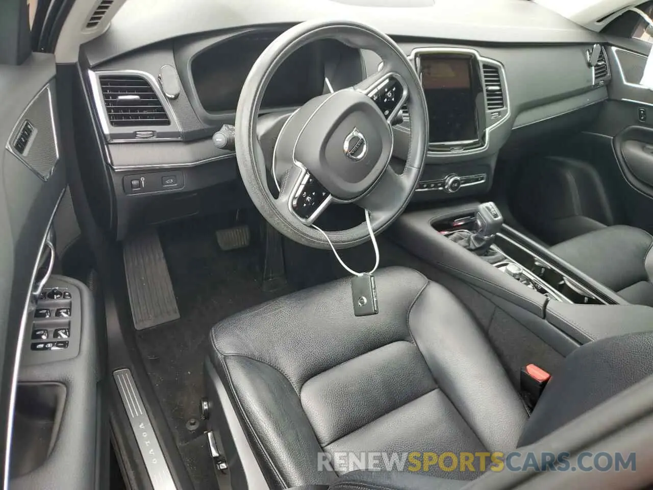 8 fotografías del automóvil dañado YV4A22PK6L1622373 VOLVO XC90 2020