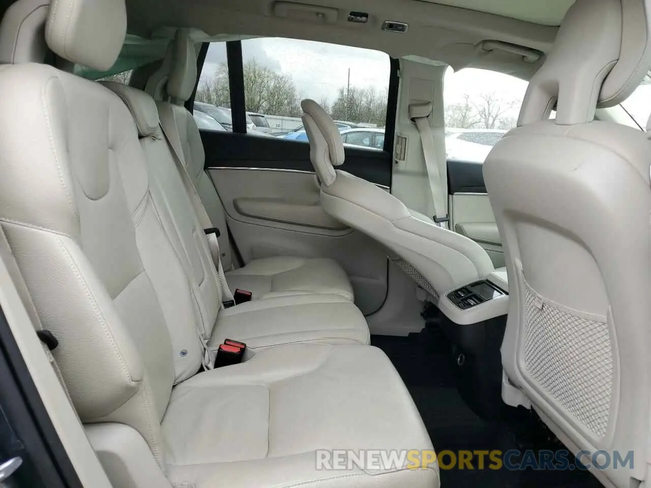 11 fotografías del automóvil dañado YV4A22PK8L1592258 VOLVO XC90 2020