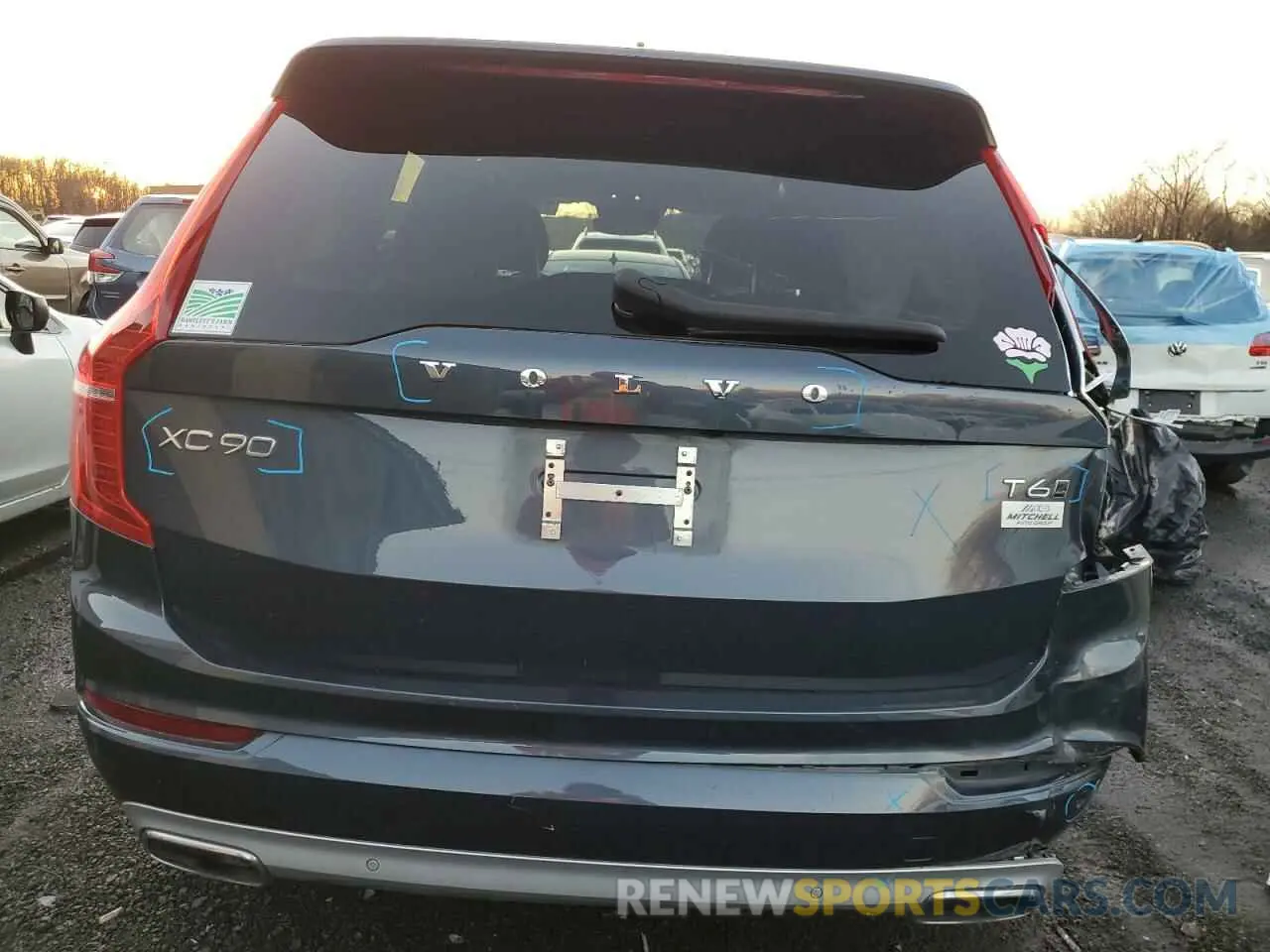 6 fotografías del automóvil dañado YV4A22PK9L1553646 VOLVO XC90 2020