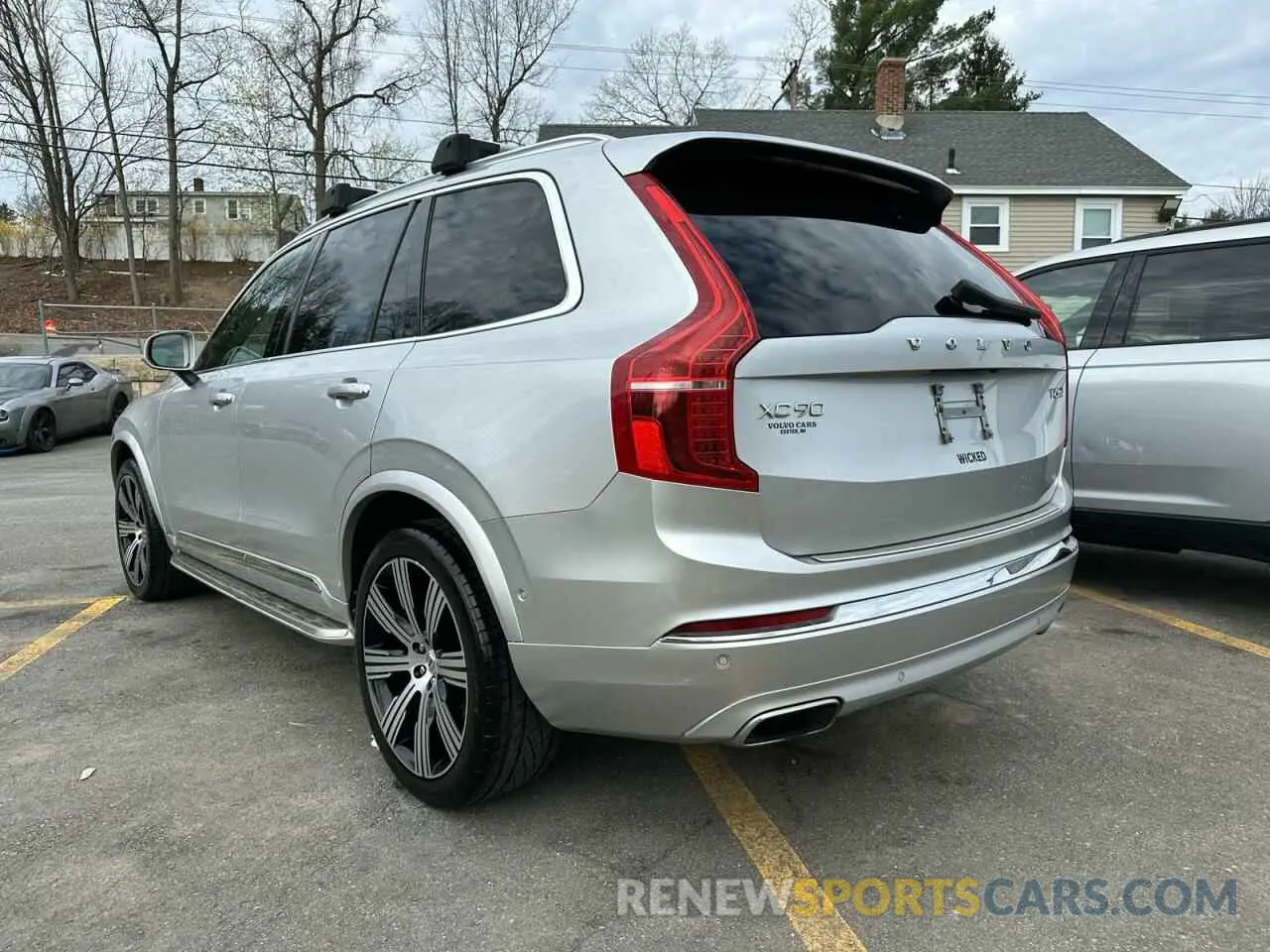 2 fotografías del automóvil dañado YV4A22PL1L1590988 VOLVO XC90 2020