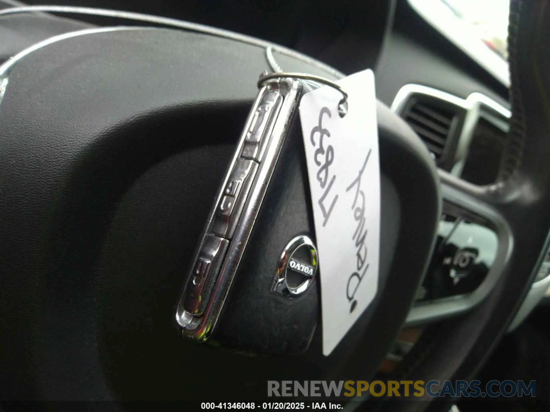 11 fotografías del automóvil dañado YV4A22PL2L1613243 VOLVO XC90 2020