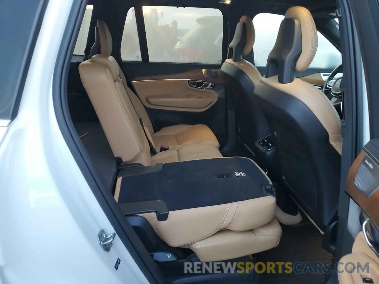 11 fotografías del automóvil dañado YV4A22PL4L1619951 VOLVO XC90 2020