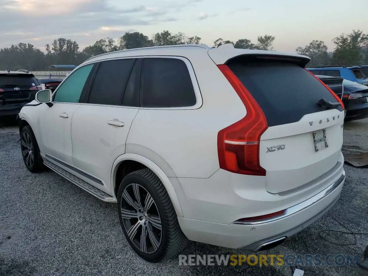 2 fotografías del automóvil dañado YV4A22PL4L1619951 VOLVO XC90 2020
