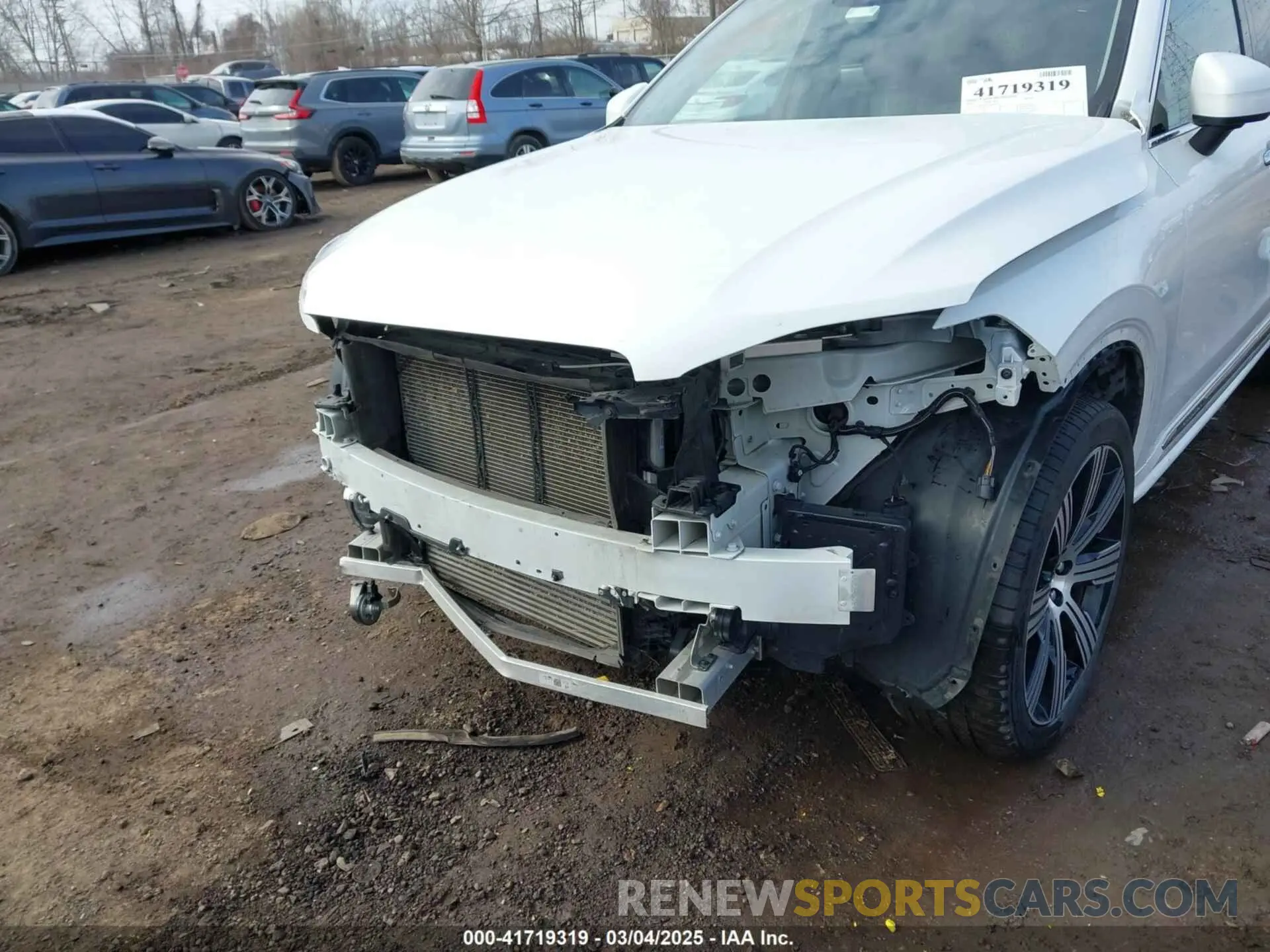 6 fotografías del automóvil dañado YV4A22PL5L1584188 VOLVO XC90 2020
