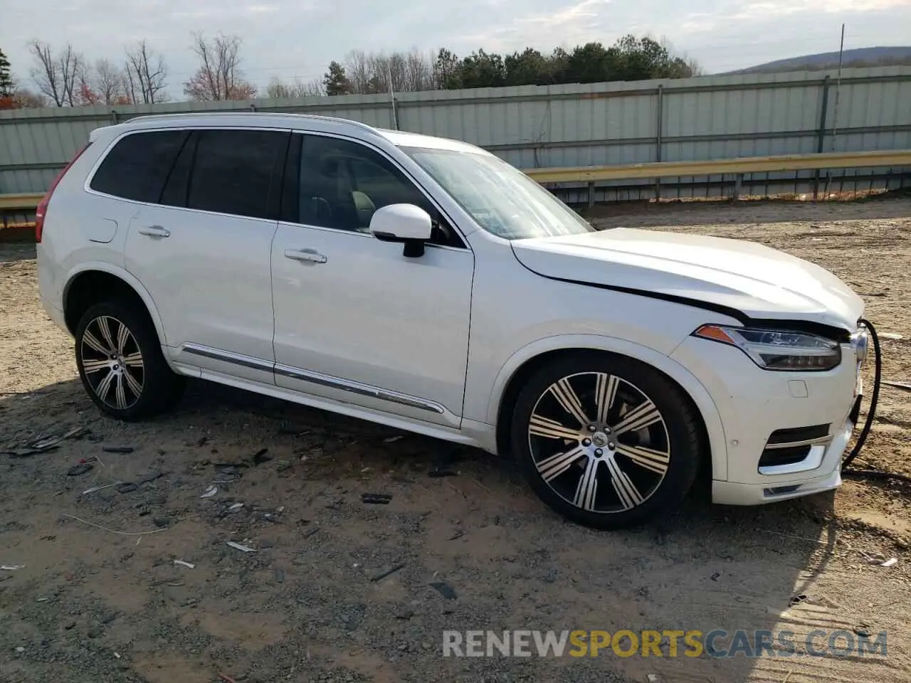 4 fotografías del automóvil dañado YV4A22PL9L1542848 VOLVO XC90 2020