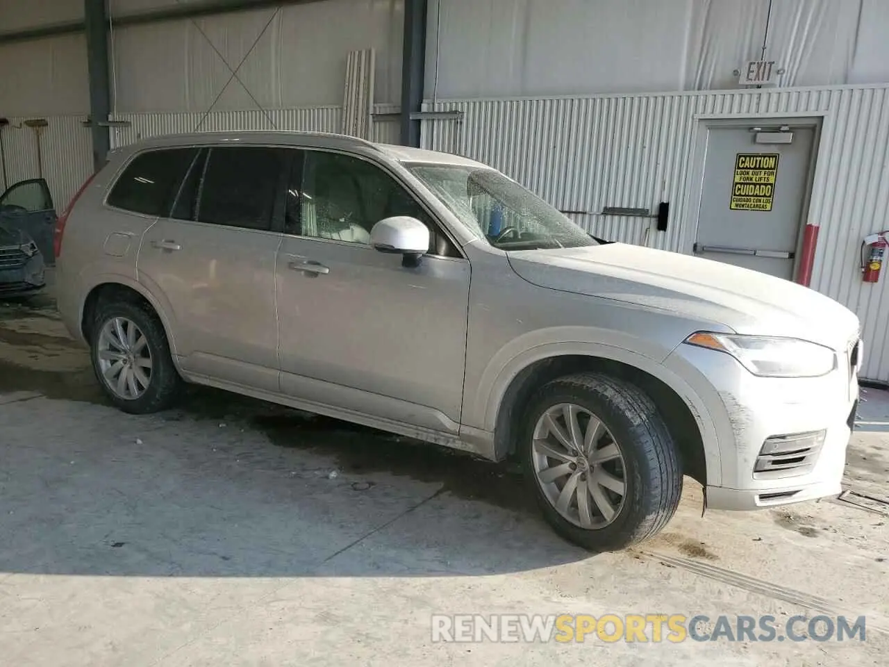 4 fotografías del automóvil dañado YV4BR00K2L1539120 VOLVO XC90 2020