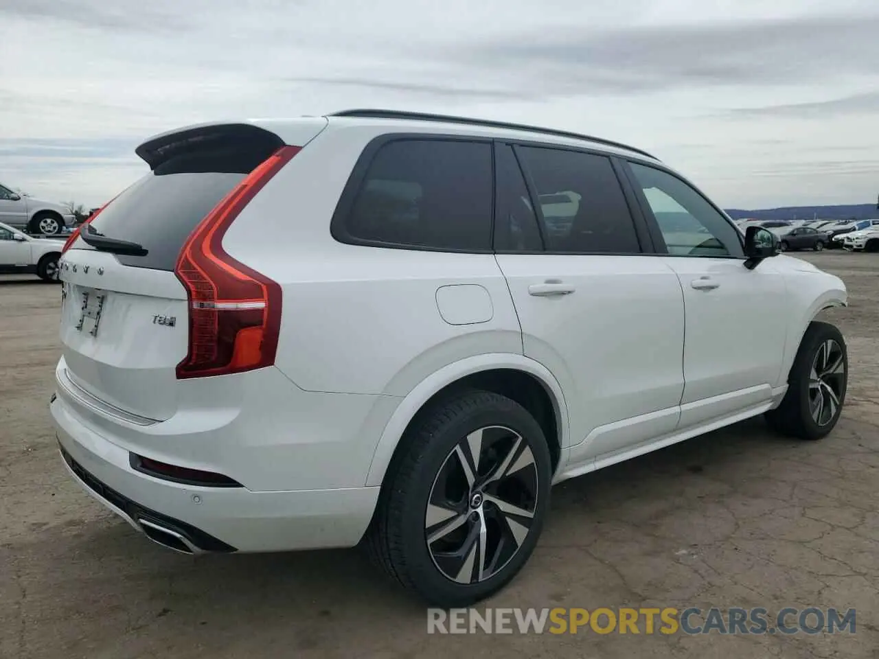 3 fotografías del automóvil dañado YV4BR0CM1L1591576 VOLVO XC90 2020