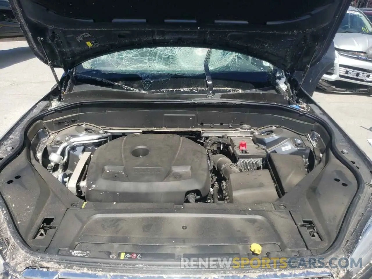 7 fotografías del automóvil dañado YV4102CK5M1675644 VOLVO XC90 2021