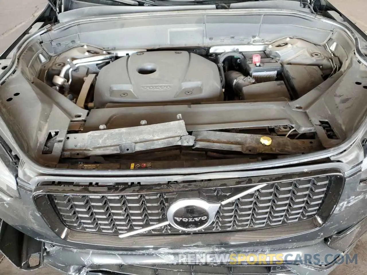 12 fotografías del automóvil dañado YV4102CM7M1671788 VOLVO XC90 2021