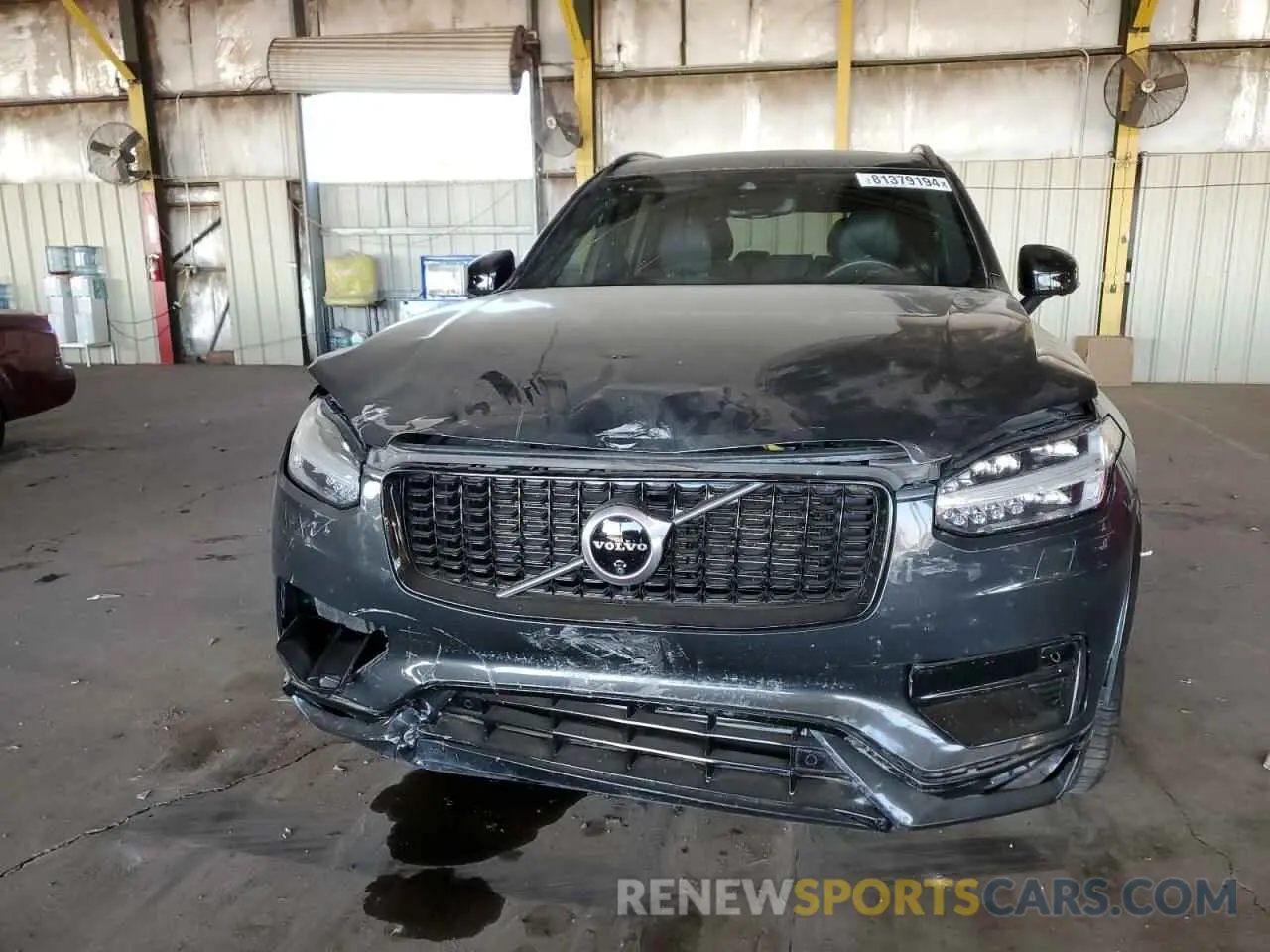 5 fotografías del automóvil dañado YV4102CM7M1671788 VOLVO XC90 2021