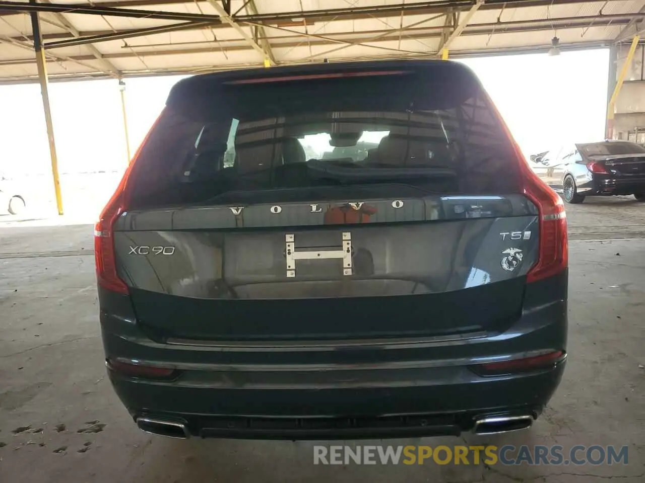 6 fotografías del automóvil dañado YV4102CM7M1671788 VOLVO XC90 2021