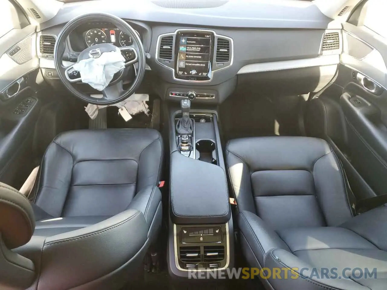 8 fotografías del automóvil dañado YV4102PK7M1747194 VOLVO XC90 2021