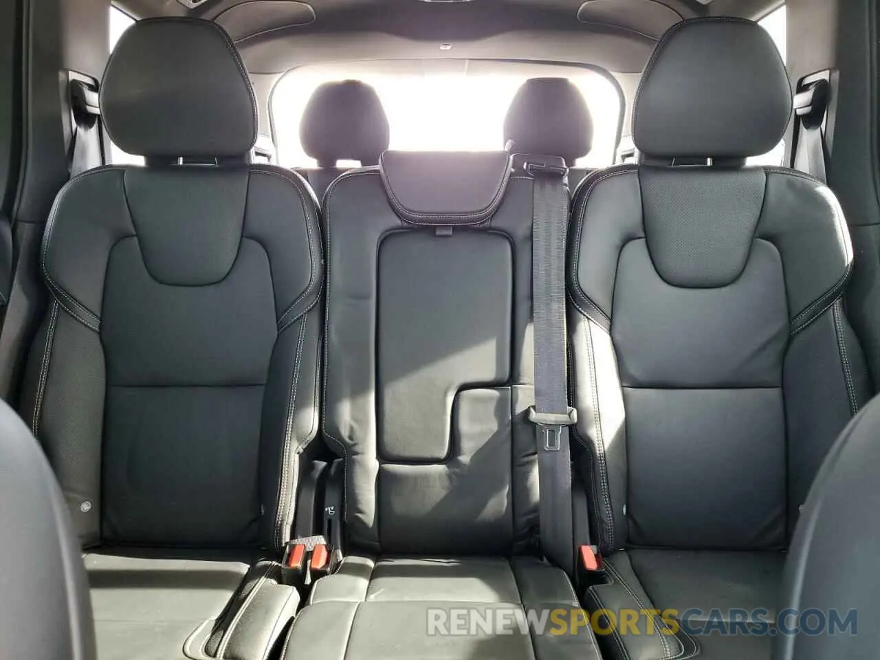 10 fotografías del automóvil dañado YV4102PM3M1726893 VOLVO XC90 2021