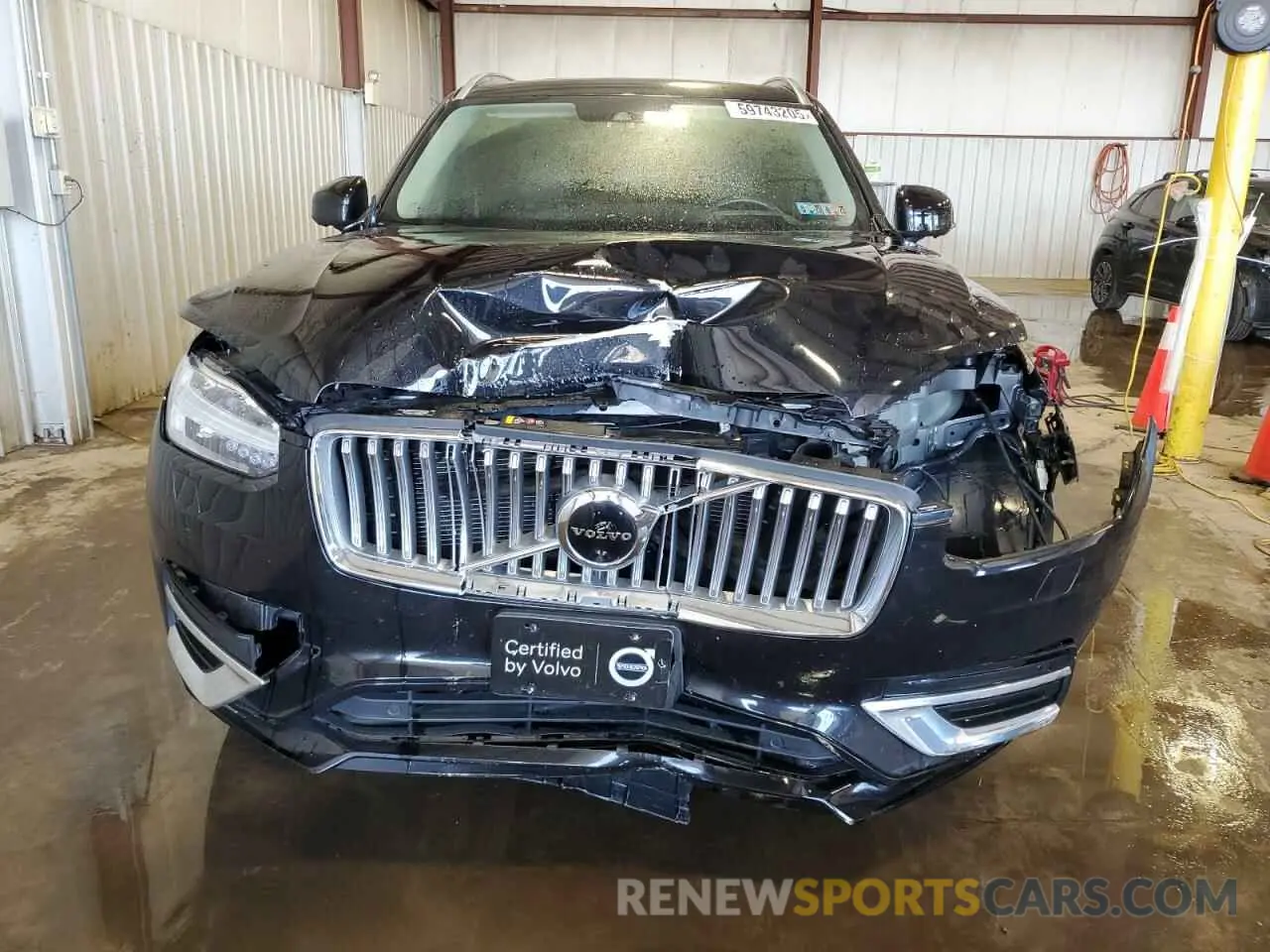 5 fotografías del automóvil dañado YV4A221L3M1769642 VOLVO XC90 2021
