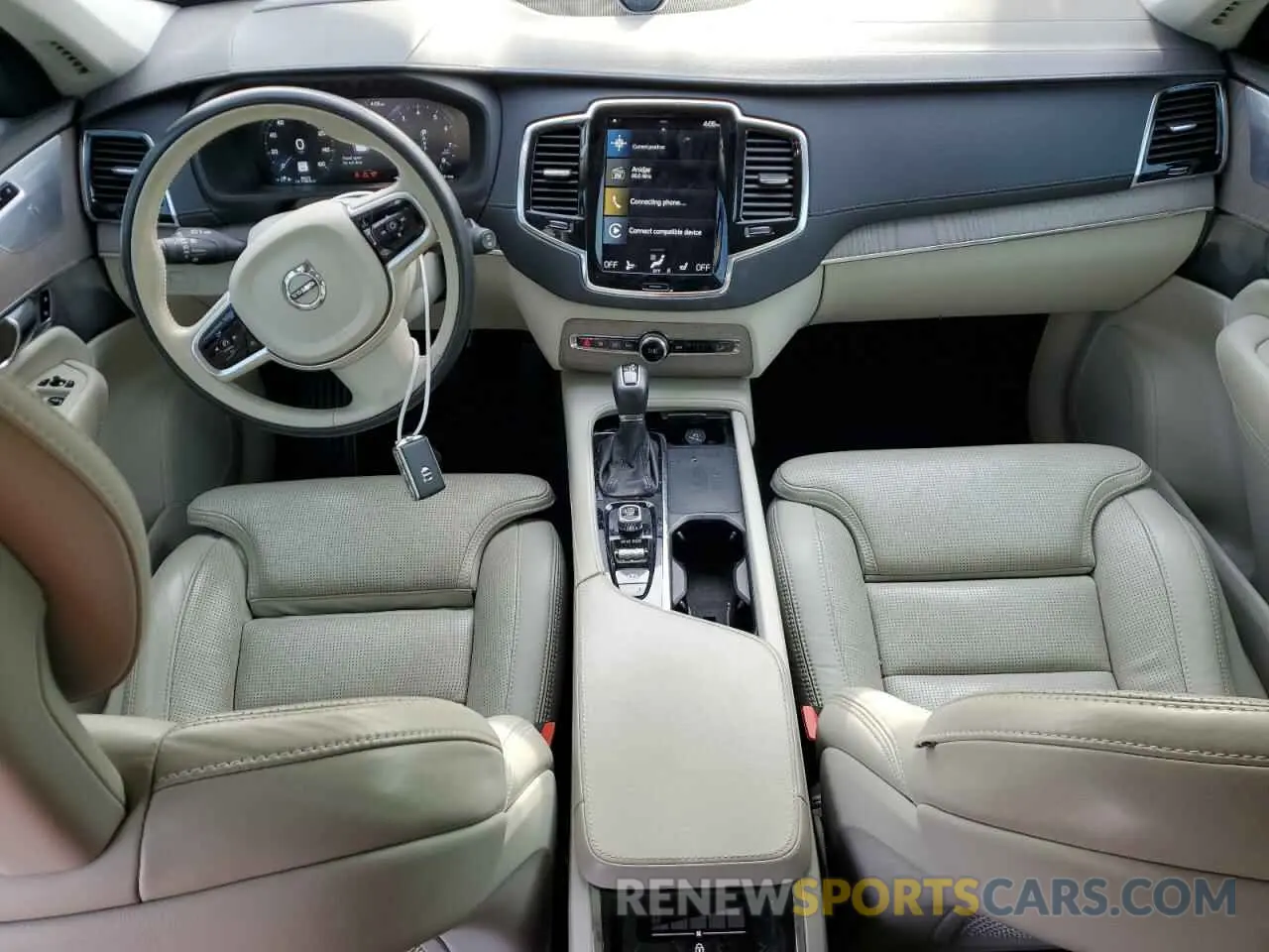 8 fotografías del automóvil dañado YV4A221LXM1672616 VOLVO XC90 2021
