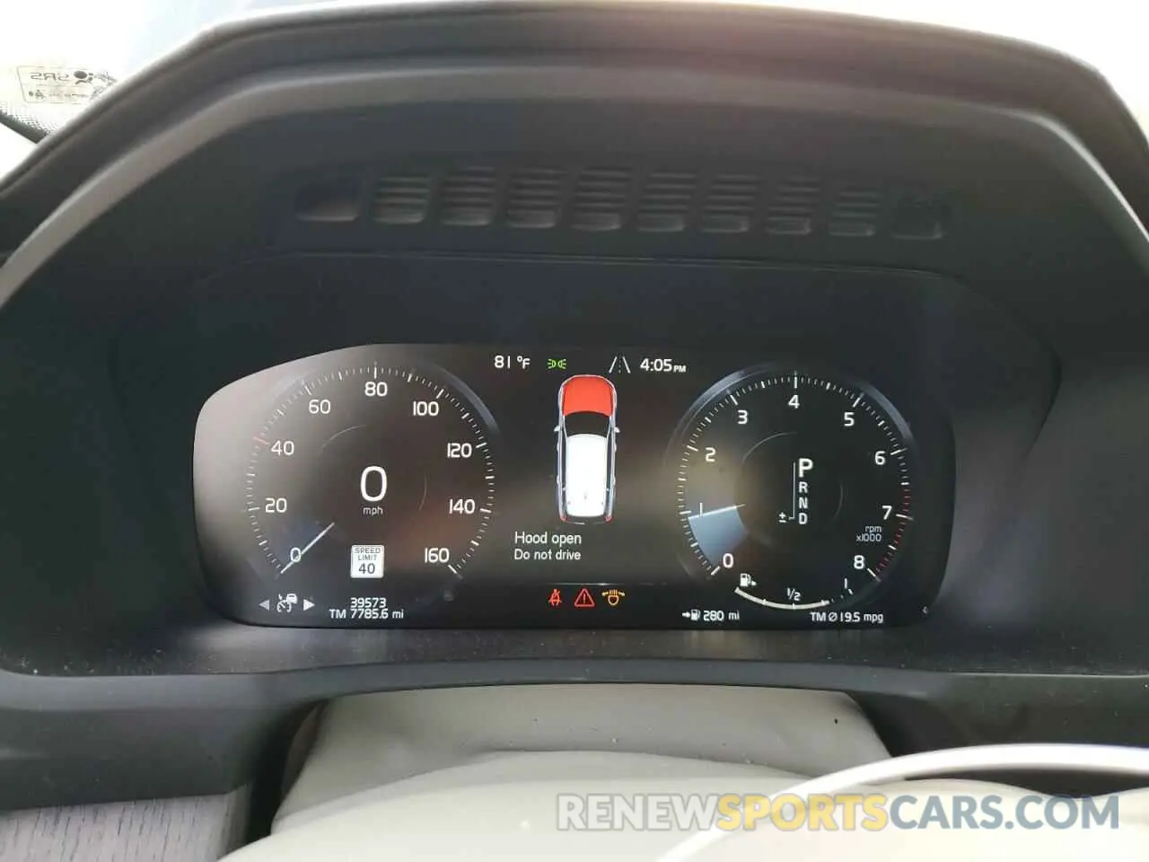 9 fotografías del automóvil dañado YV4A221LXM1672616 VOLVO XC90 2021