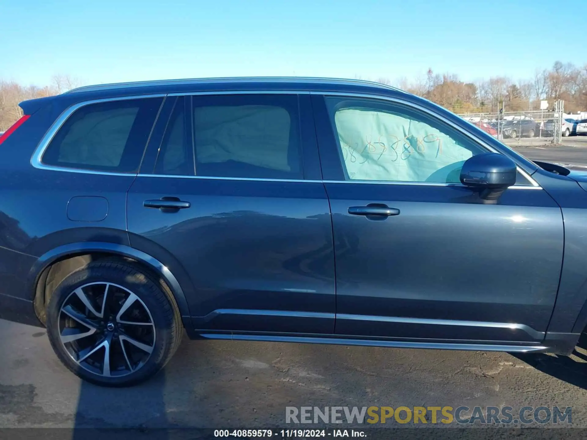 13 fotografías del automóvil dañado YV4A22PK0M1674440 VOLVO XC90 2021