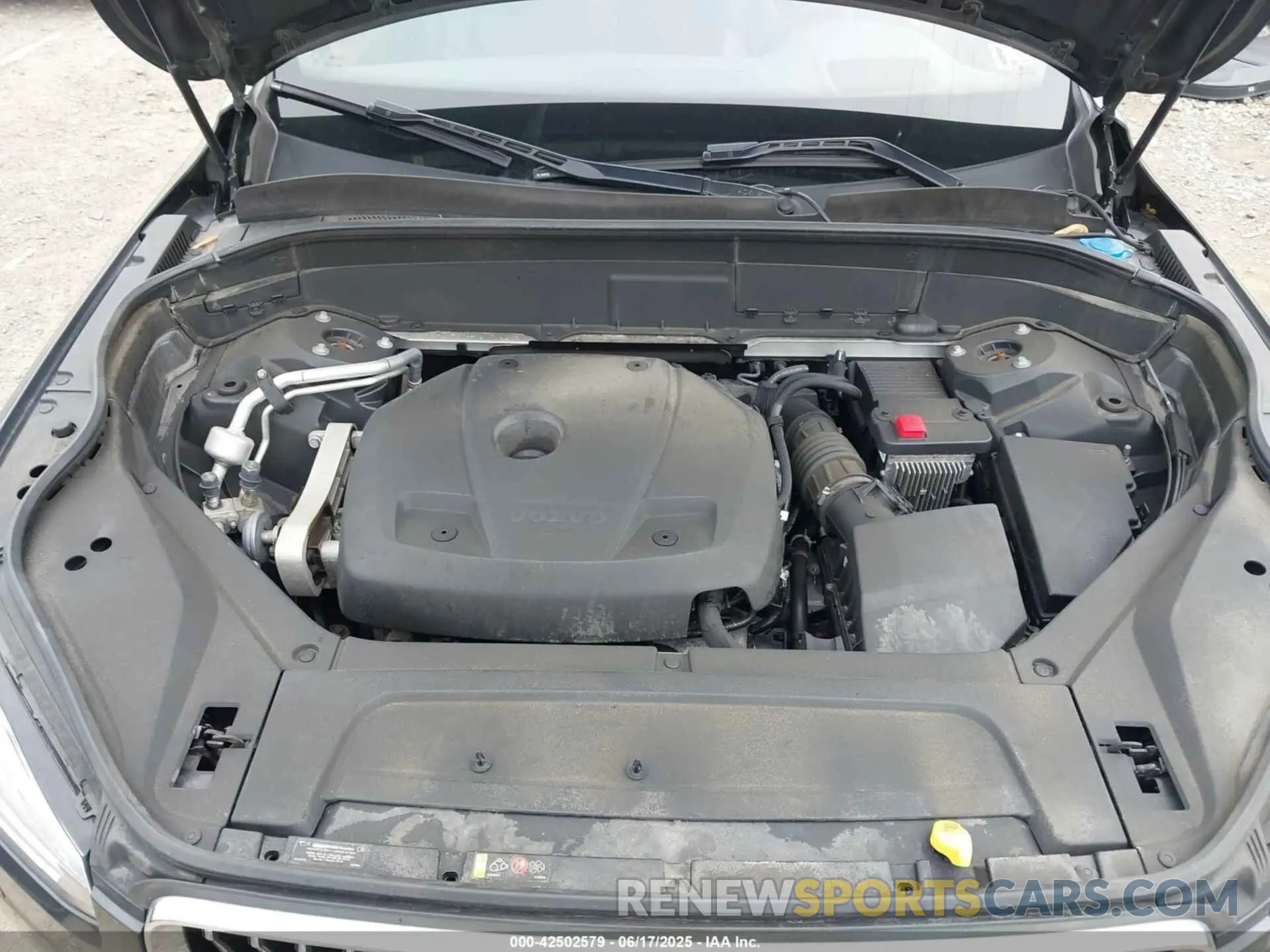 10 fotografías del automóvil dañado YV4A22PK0M1761013 VOLVO XC90 2021