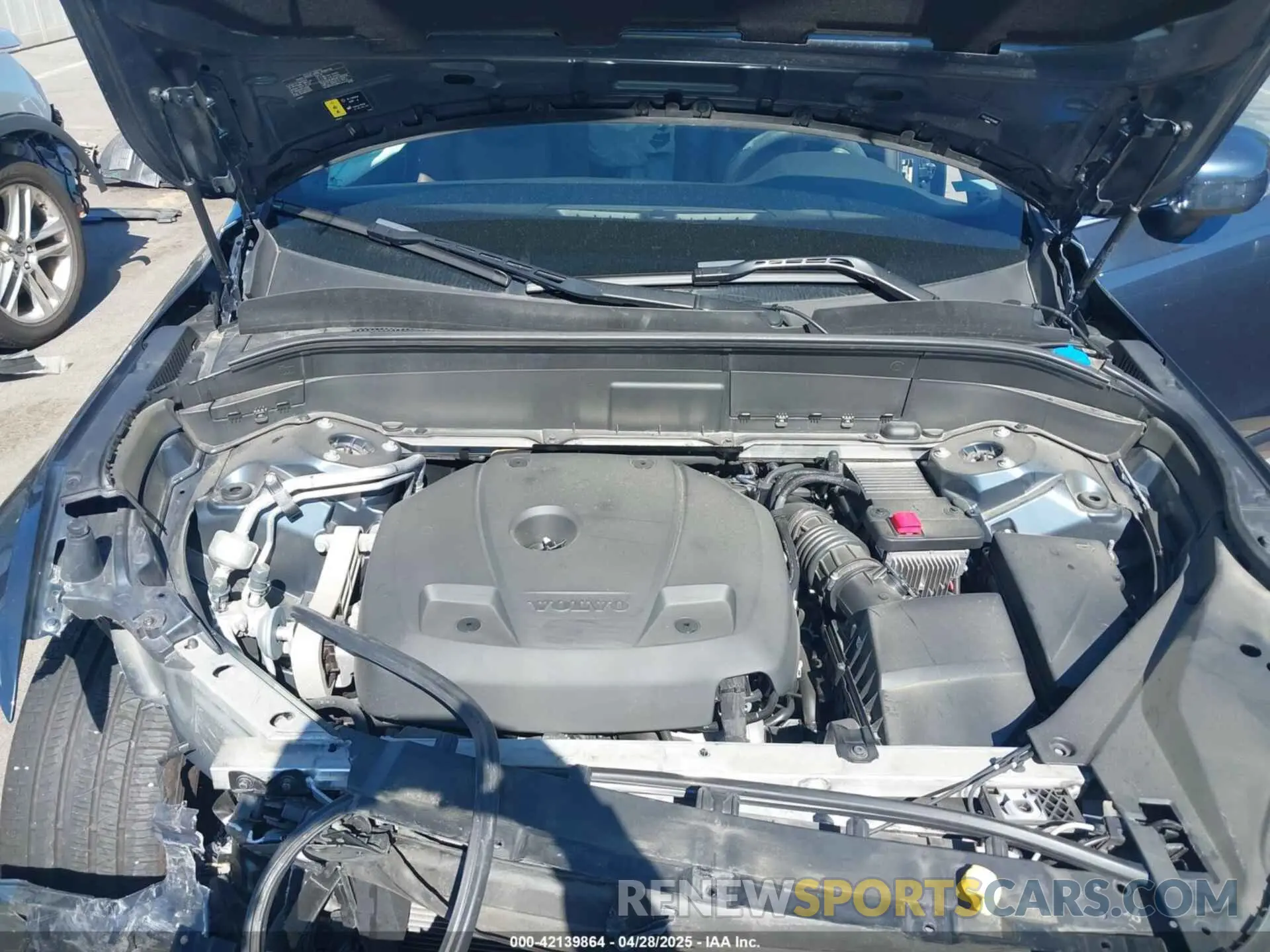 10 fotografías del automóvil dañado YV4A22PK1M1764843 VOLVO XC90 2021