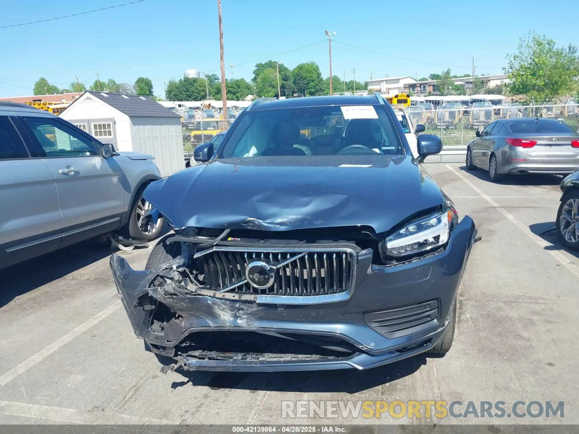 13 fotografías del automóvil dañado YV4A22PK1M1764843 VOLVO XC90 2021