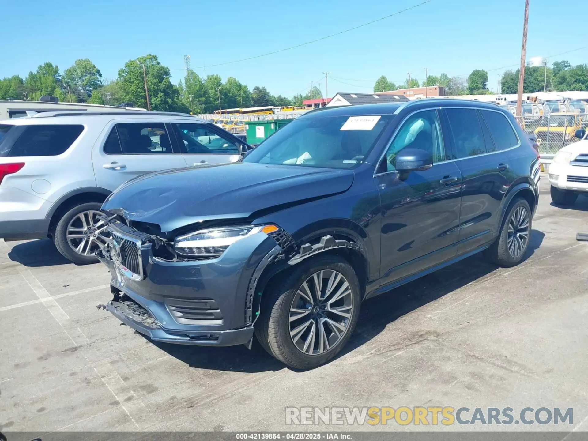 2 fotografías del automóvil dañado YV4A22PK1M1764843 VOLVO XC90 2021