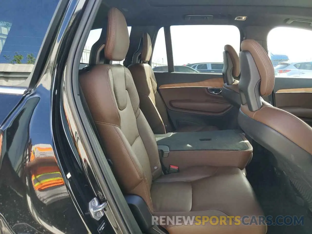 11 fotografías del automóvil dañado YV4A22PK3M1773379 VOLVO XC90 2021