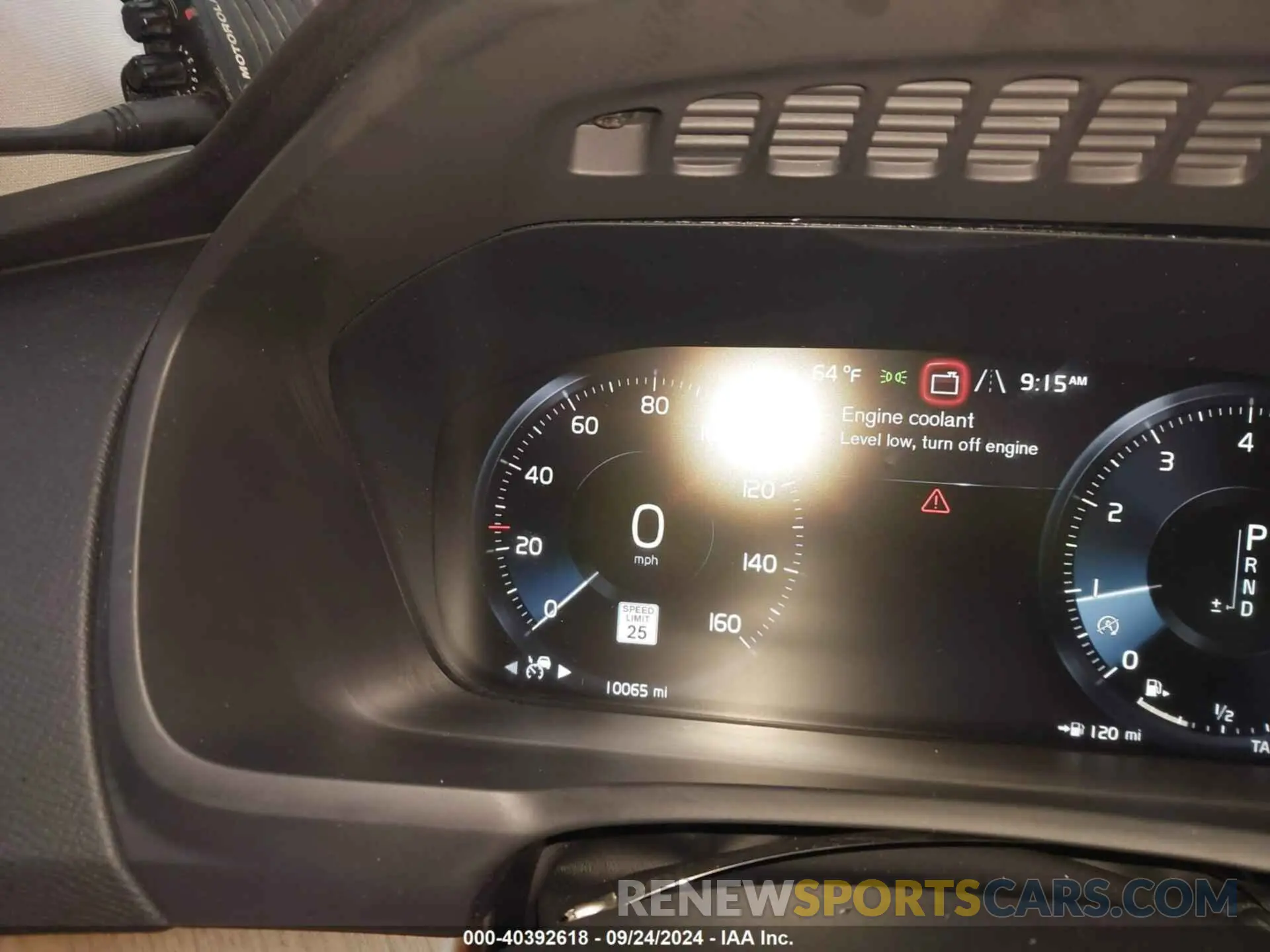 15 fotografías del automóvil dañado YV4A22PK8M1696363 VOLVO XC90 2021