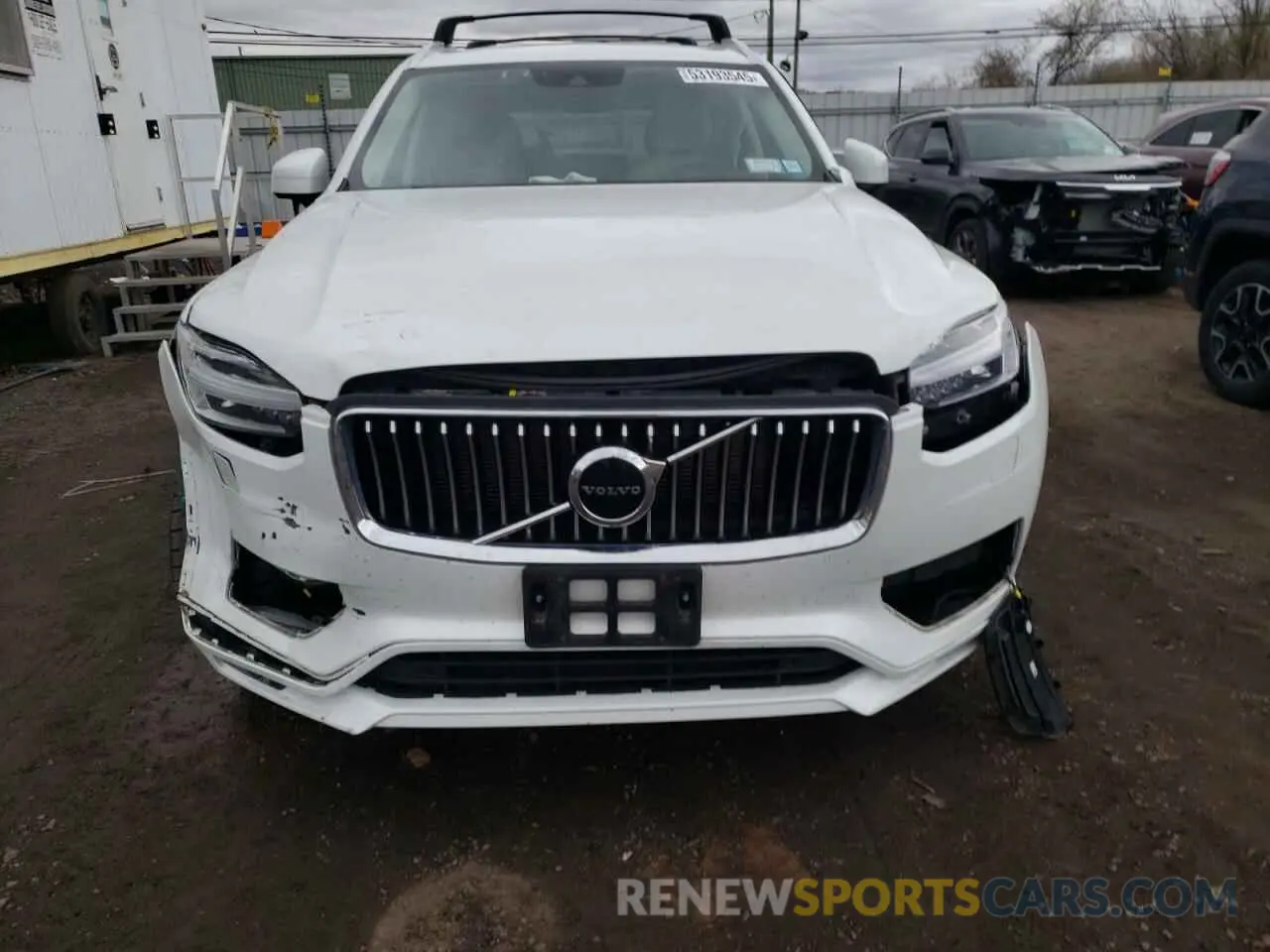 5 fotografías del automóvil dañado YV4A22PKXM1730495 VOLVO XC90 2021