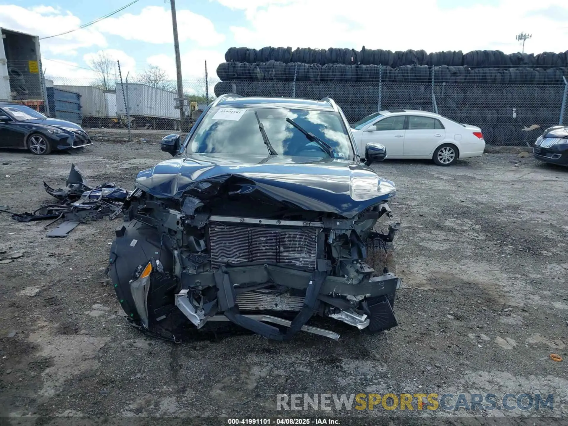 13 fotografías del automóvil dañado YV4A22PL8M1770292 VOLVO XC90 2021