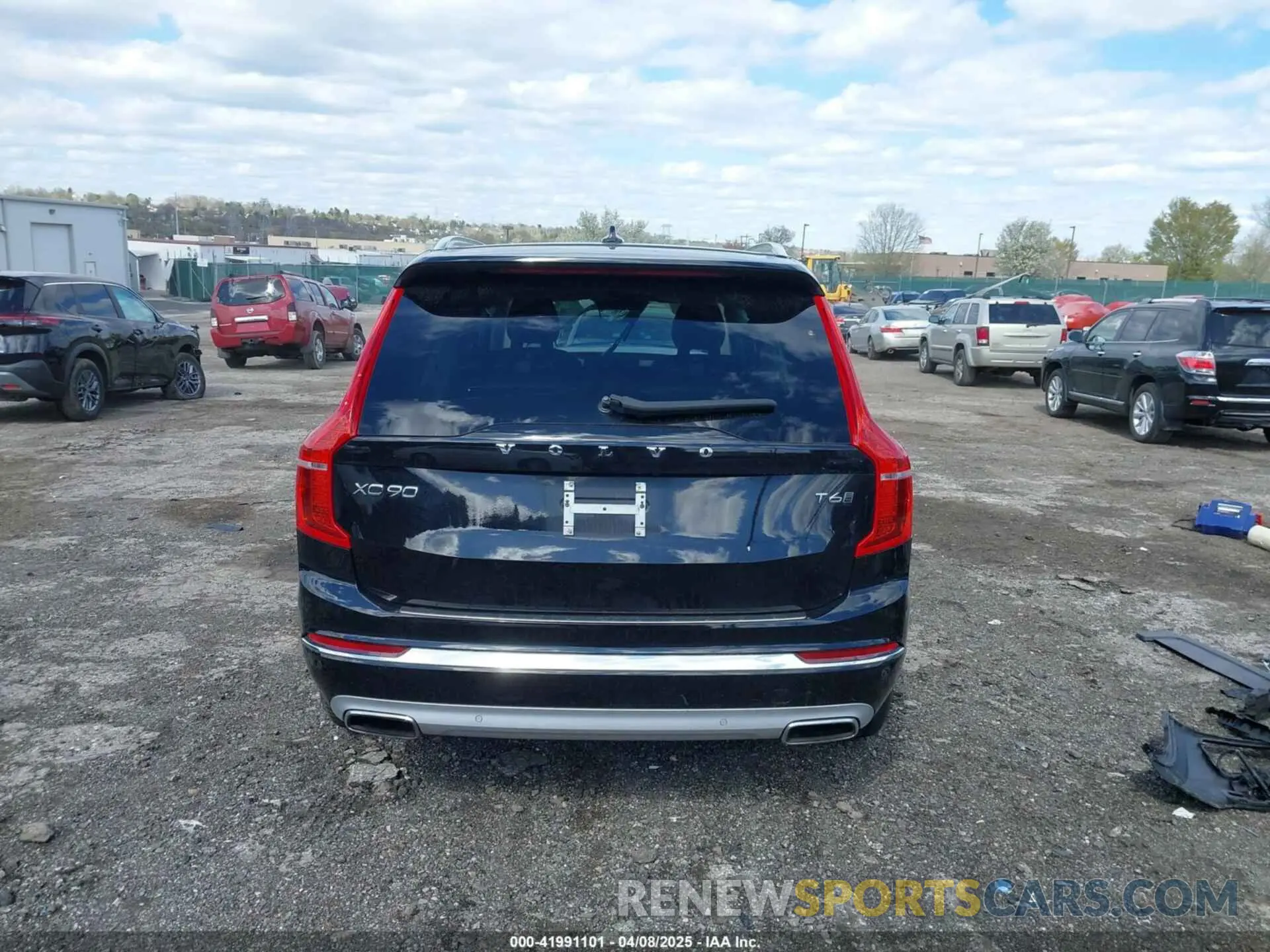 17 fotografías del automóvil dañado YV4A22PL8M1770292 VOLVO XC90 2021