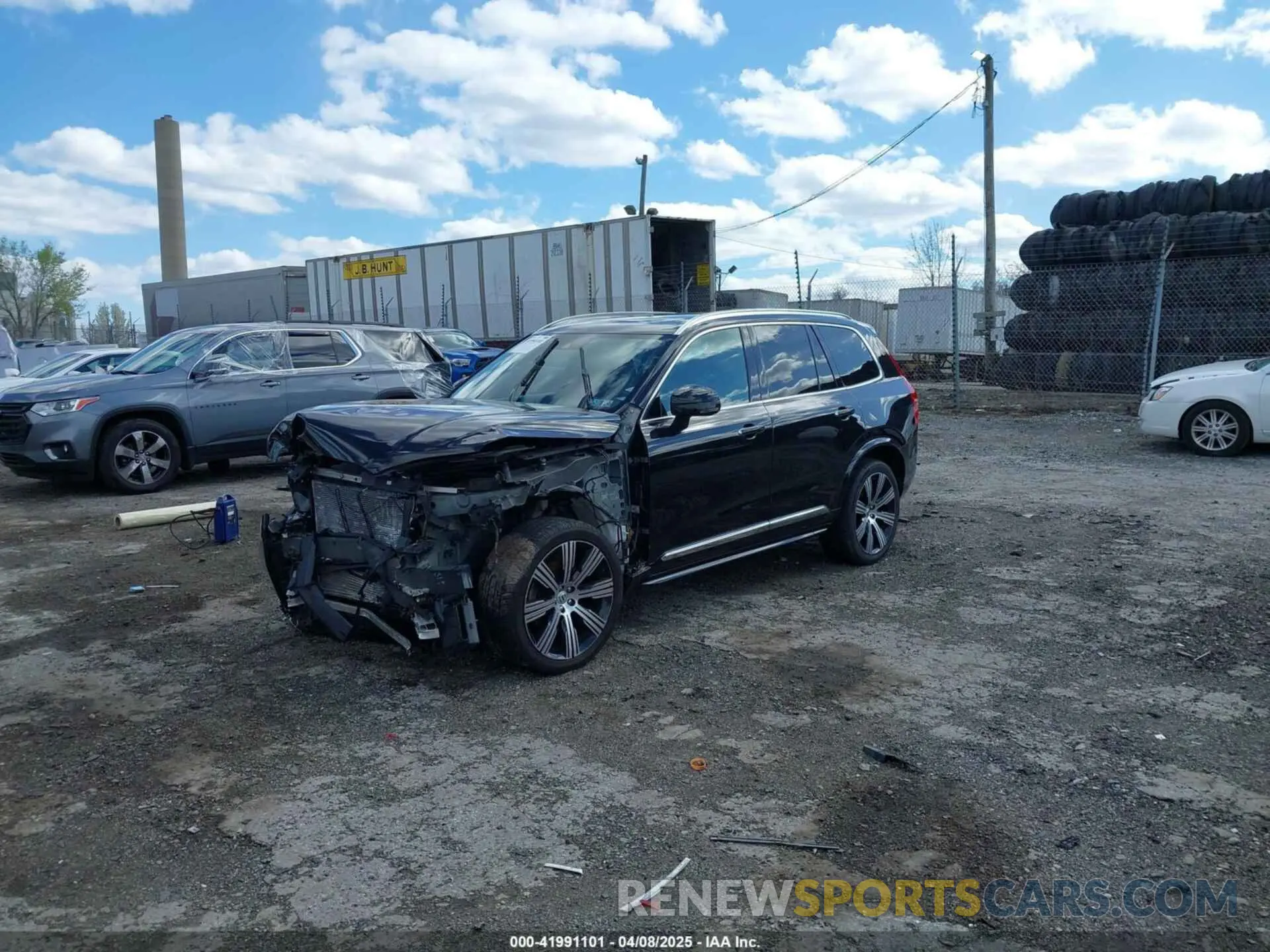 2 fotografías del automóvil dañado YV4A22PL8M1770292 VOLVO XC90 2021