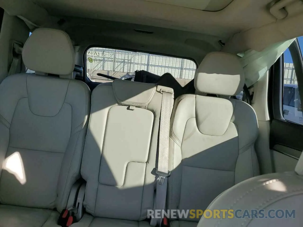 10 fotografías del automóvil dañado YV4A22PL9M1761553 VOLVO XC90 2021