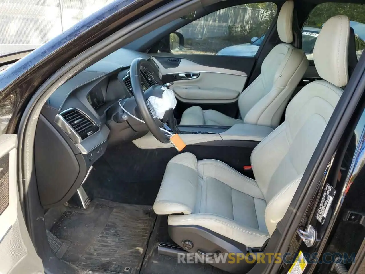 7 fotografías del automóvil dañado YV4A22PMXM1698987 VOLVO XC90 2021