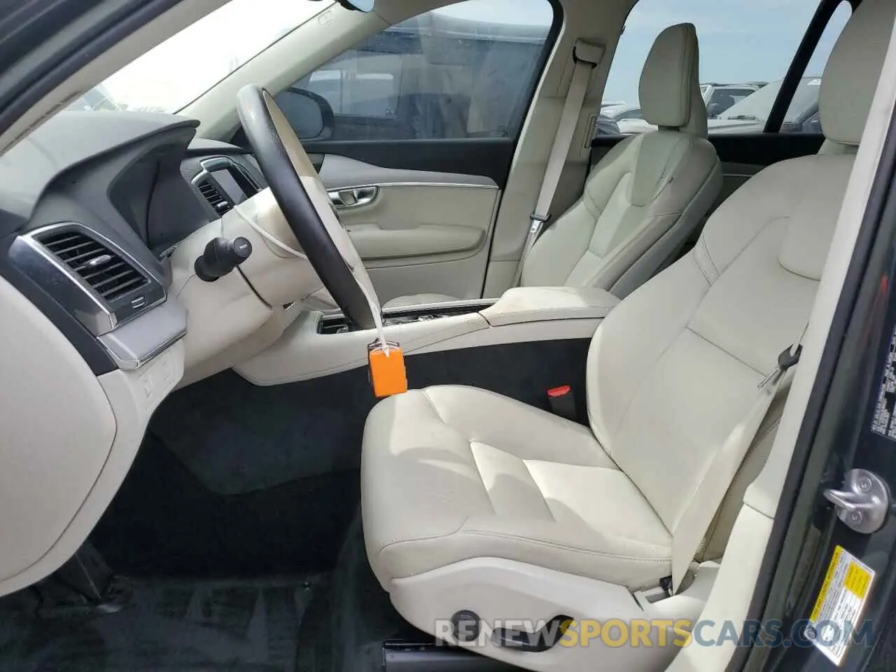 7 fotografías del automóvil dañado YV4102CK3N1866321 VOLVO XC90 2022