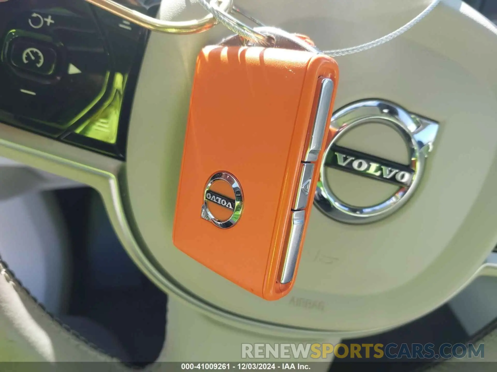 11 fotografías del automóvil dañado YV4102CK8N1789154 VOLVO XC90 2022