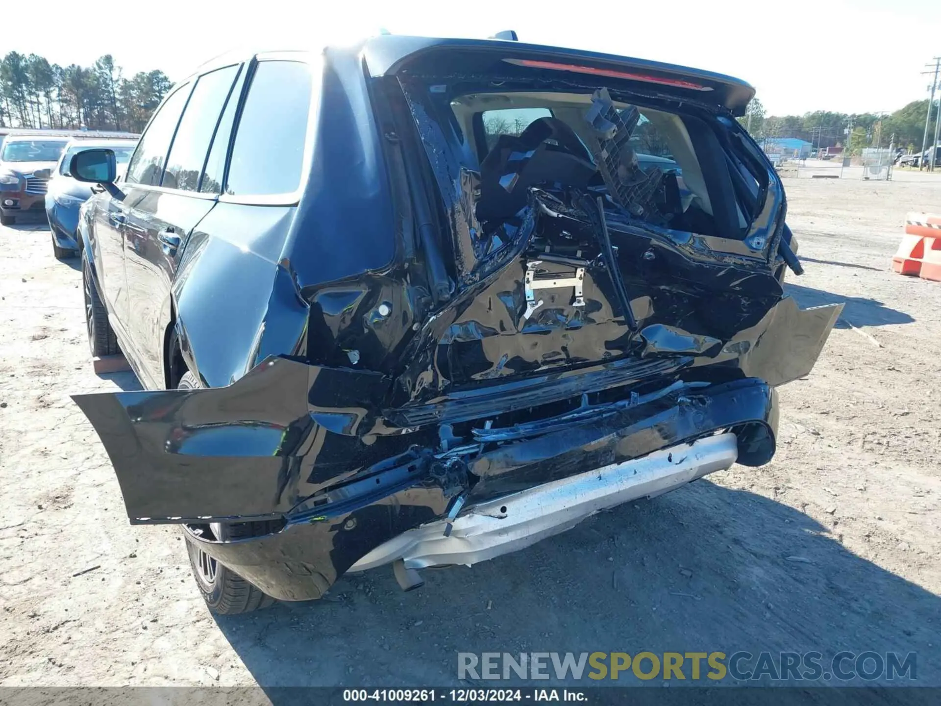 6 fotografías del automóvil dañado YV4102CK8N1789154 VOLVO XC90 2022