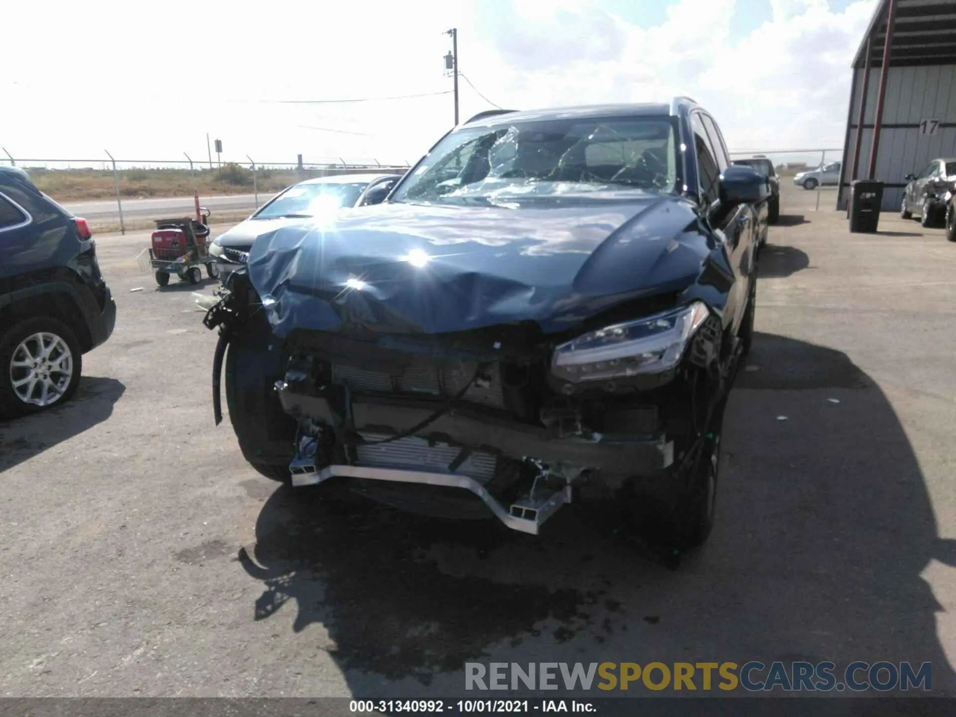 6 fotografías del automóvil dañado YV4102CKXN1778351 VOLVO XC90 2022