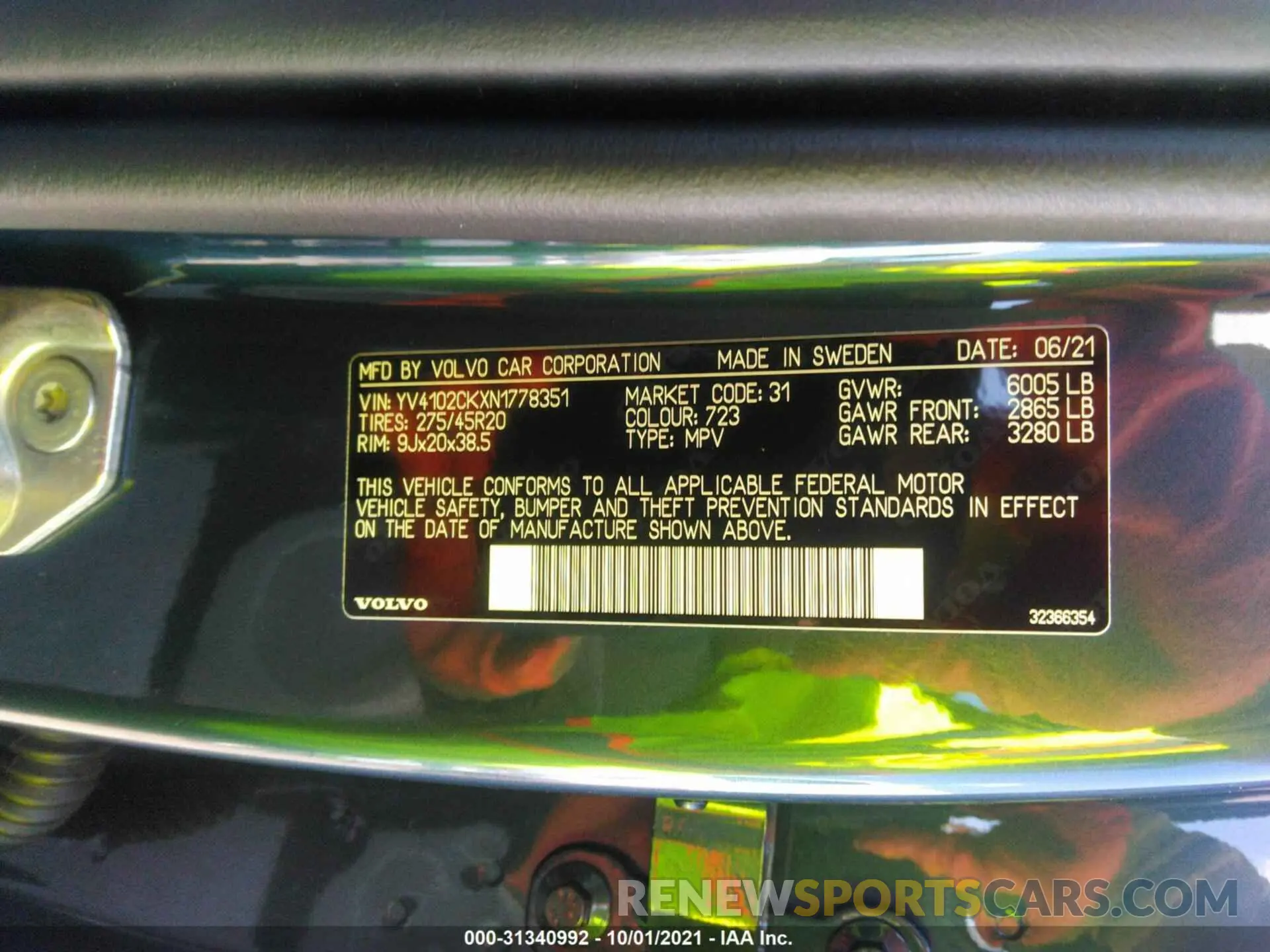 9 fotografías del automóvil dañado YV4102CKXN1778351 VOLVO XC90 2022