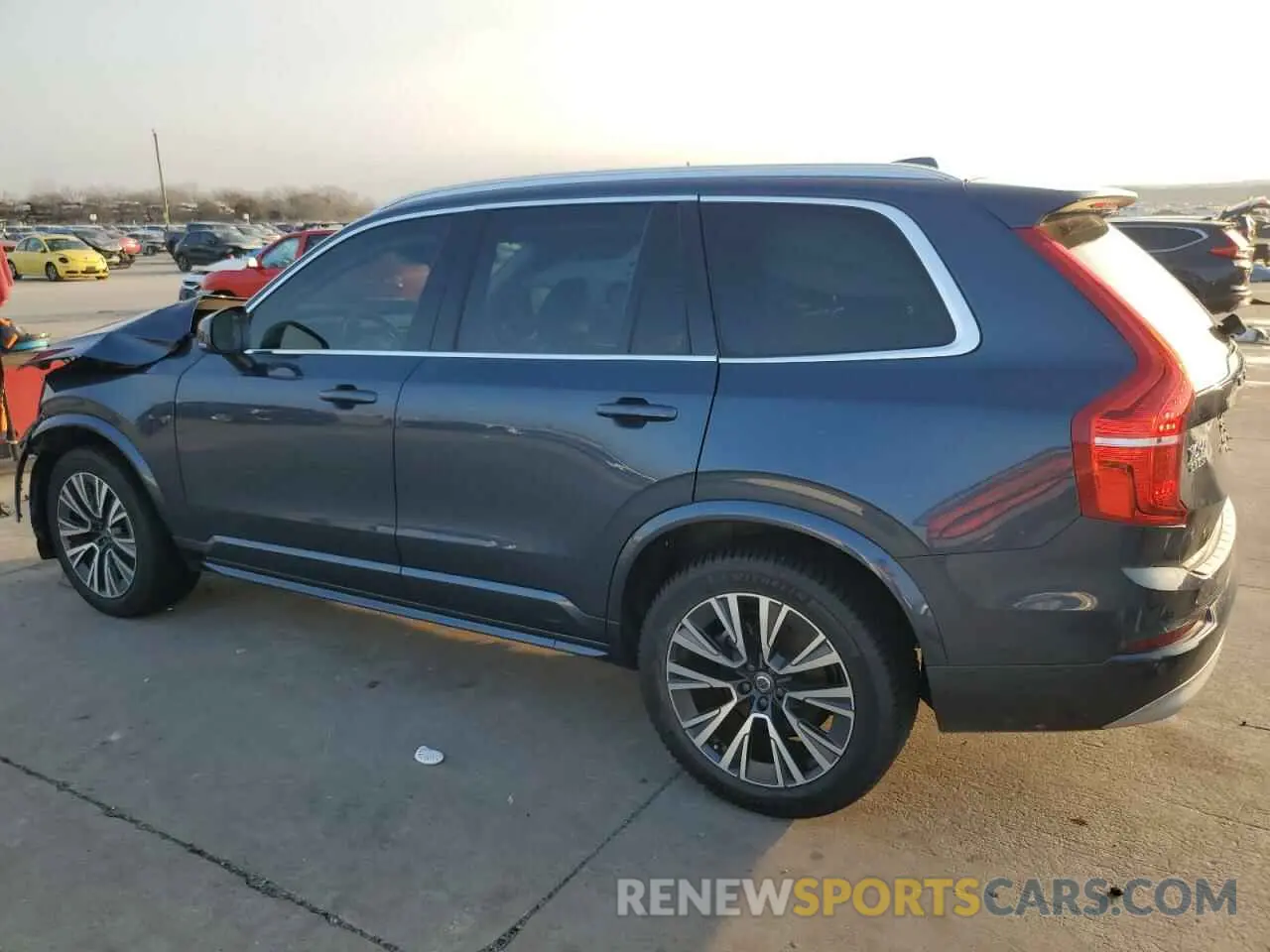 2 fotografías del automóvil dañado YV4102CKXN1780939 VOLVO XC90 2022