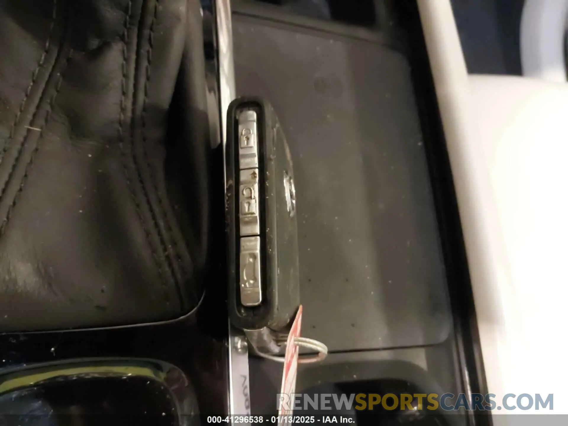 11 fotografías del automóvil dañado YV4102PK0N1801551 VOLVO XC90 2022