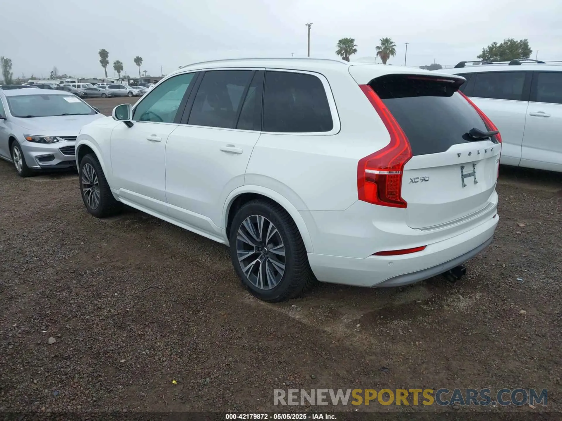 3 fotografías del automóvil dañado YV4102PK2N1781156 VOLVO XC90 2022