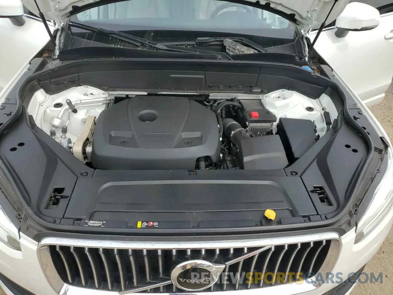 13 fotografías del automóvil dañado YV4102PK2N1784672 VOLVO XC90 2022